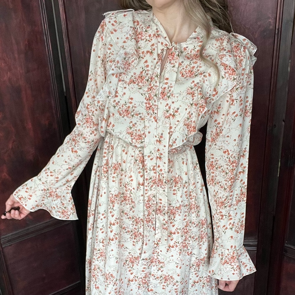 Simplee midi dress Small Cream Coral tie neck